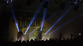 Donots - Keiner kommt hier lebend raus (live in München 2018)