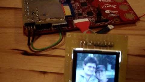 Digital photo frame on Spartan 3A