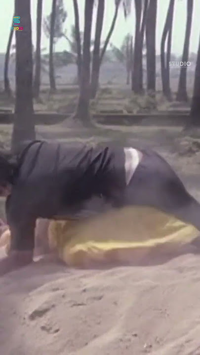 Sathyaraj Rape Scene - Naan Sigappu Manithan | K Bhagyaraj | Ambika | SAC #shorts