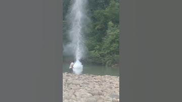 Đánh cá bằng thuốc nổ trắng