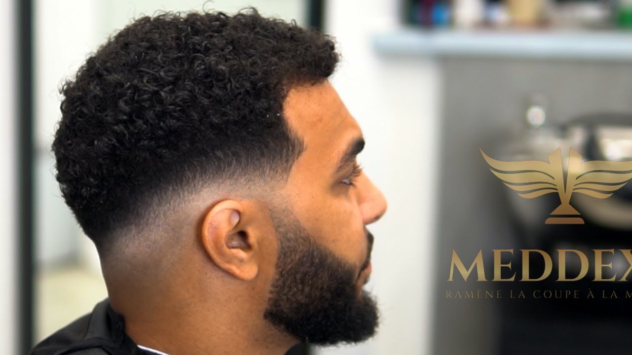 Comment faire un dégradé à blanc sur cheveux bouclés? - YouTube