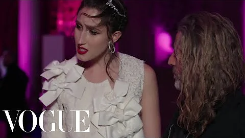 Model Anna Cleveland Shows Off Her Stunning Comme ...