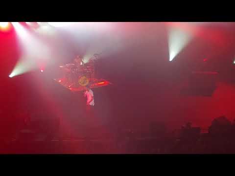 Twenty One Pilots - Holding On To You - Brixton 12/9/18