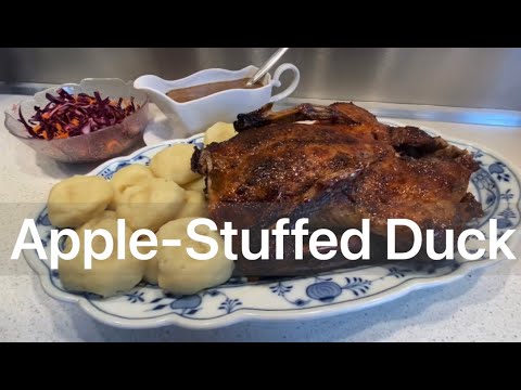 Apple-Stuffed Duck (Kaczka