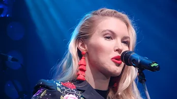 Ashley Campbell Live at the C2C 2018 Radio 2 Lounge -Remembering