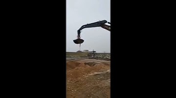 Excavator  clamshell  bucket