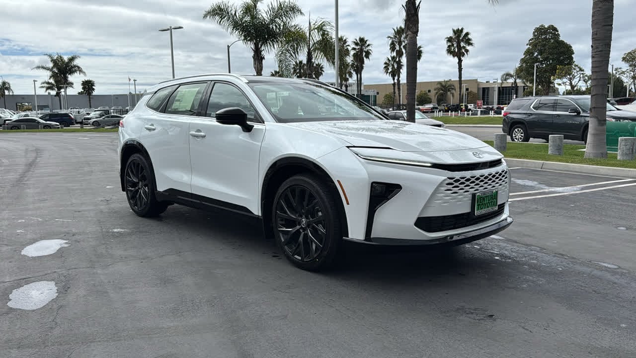 2025 Toyota Crown_Signia Limited Ventura, Oxnard, Simi Valley, Thousand ...