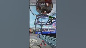 He went flying #apexlegends #apex #aimbot #SewerRatskis