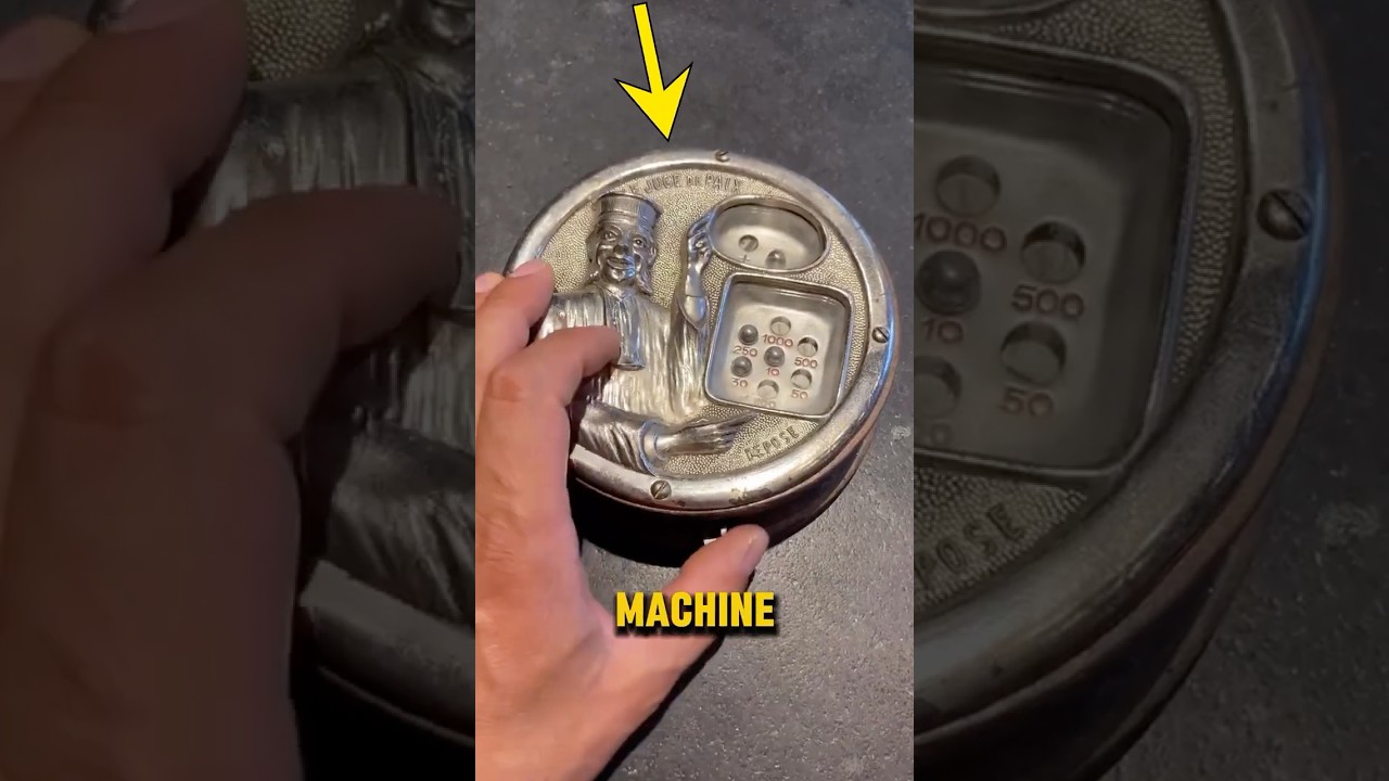The Oldest Slot Machine In The World? (ig/machinesdezinc)