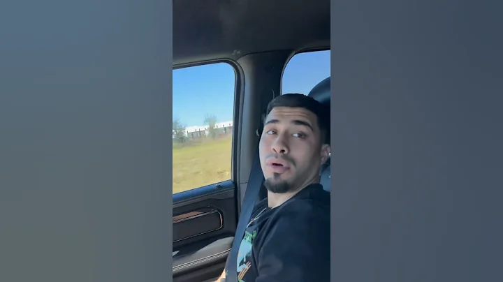 Mom pranks dad while he sleeps in the car #shorts