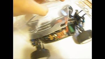 RC18B2/T2 Review and Photos