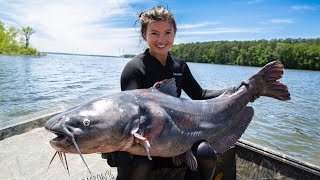 CATFISH NOODLING! Hannah Catches her Biggest Blue Cat EVER at 61 Pounds!!