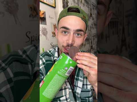 Спрятанный соус внутри чипсов Pringles?