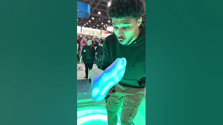 Japan’s Self-Sizing Sneaker Pod Just Changed Footwear Forever 👟🤖