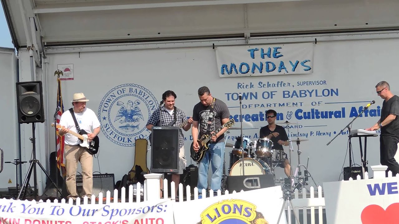 The Mondays at the North babylon street fair 2015 - YouTube