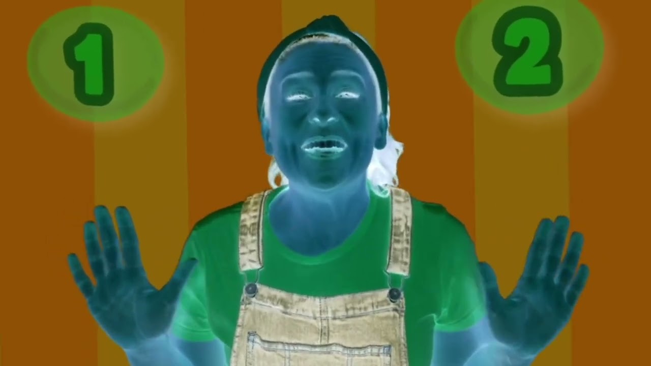 Ms. Rachel says pink bubble with sounds effects 