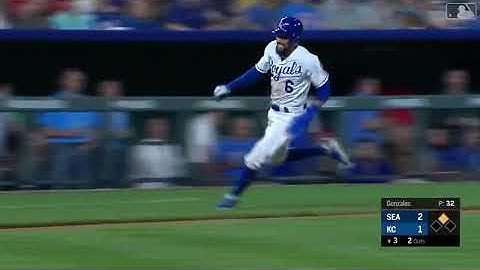 Base runner scores all the way from 2nd base on sacrifice fly