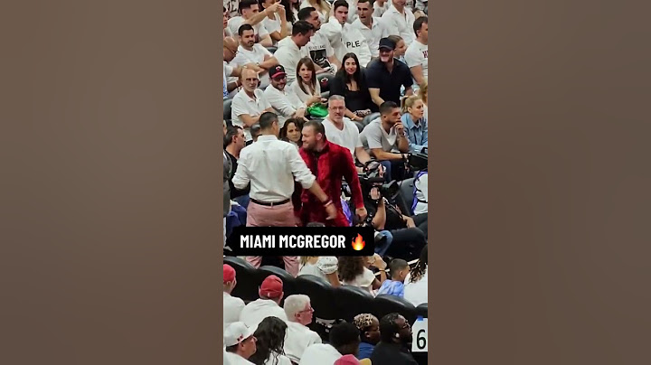 Conor McGregor at the NBA Finals 🏀🍿