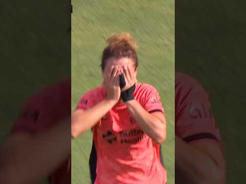 Late-game heroics from Cristiana Girelli for her FIRST-EVER Bay FC goal! 🤯 #nwsl #soccer #football