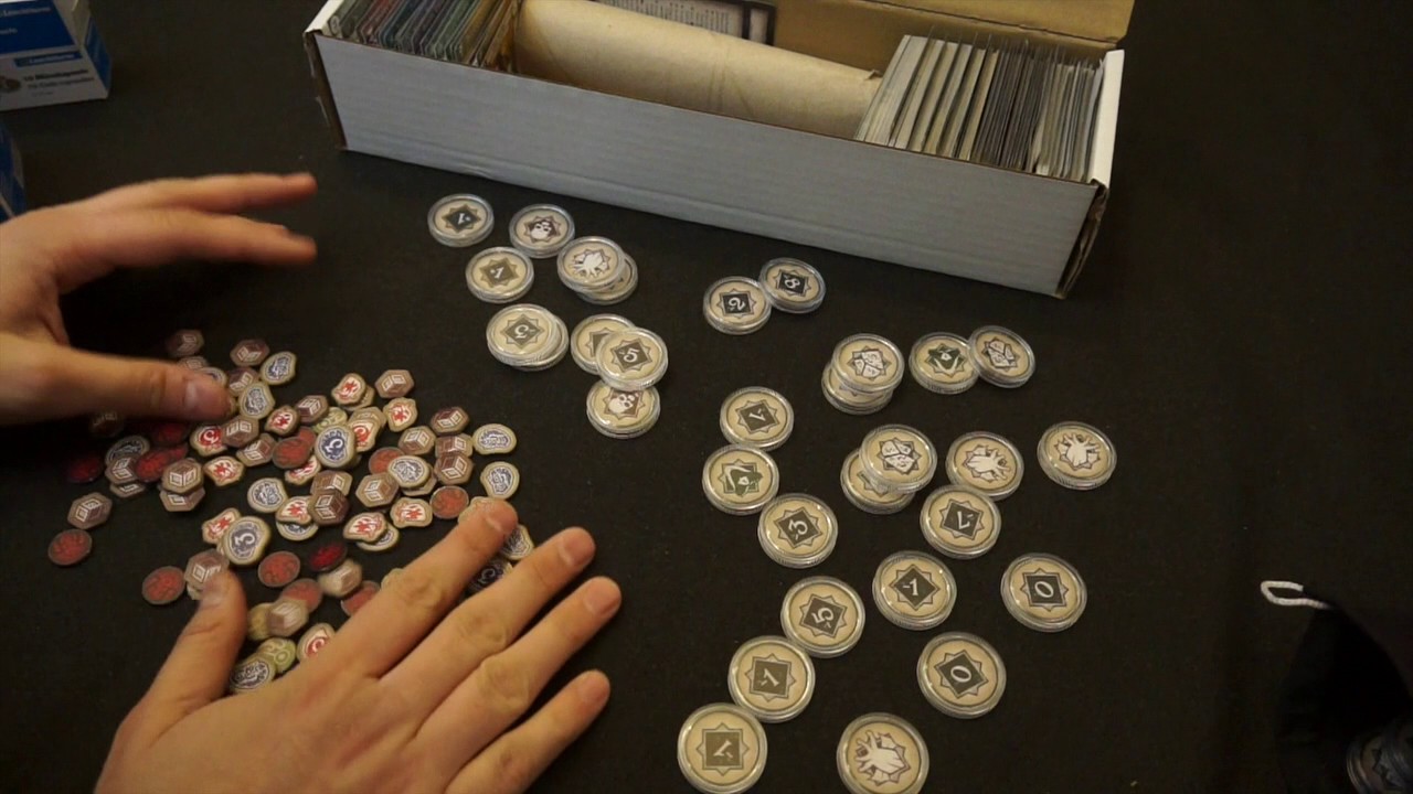 arkham horror card game coin capsules HORROR: THE GAME" Token (50-piece protection set) for the Arkham LCG stretch a broccoli rubber band horizontally or vertically to keep your credit cards and a few bills in place and throw it in your pocket or handbag/purse etc Generic Investigator Coin Capsules. :