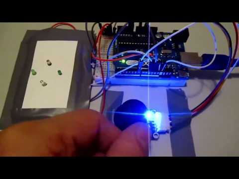 Video: So Verbinden Sie Einen Joystick Mit Arduino