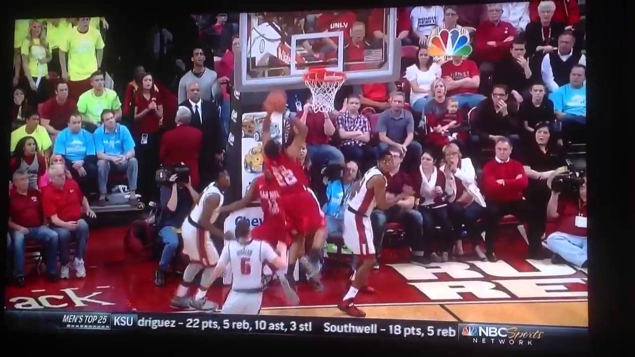 Chase Tapley Tips In Missed Alley Oop