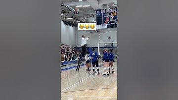 Referee ends RALLY 😅