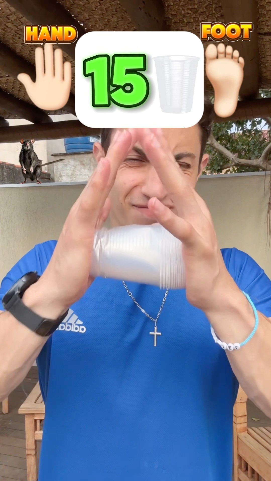 Quem vai quebrar mais copos mão ou pé?!? #shorts #challenge