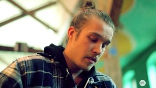 Video thumbnail of "Andreas Moe - Ocean (acoustic) | Småll Sessions"