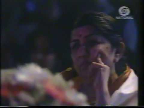 Sunidhi Chauhan appearance as child contestant in Meri Awaz Suno Mega Finals 1996