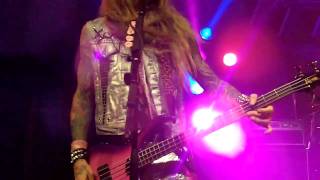 Steel Panther - New Years Eve - Eyes of A Panther