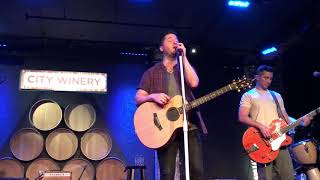 Boyce Avenue Performing Goo Goo Dolls Iris (Live)