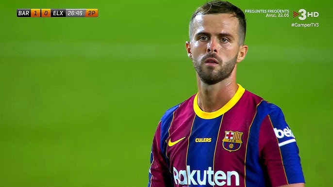 Miralem Pjanic Người Kết Nối Từ Trung Tuyến - Hành Trình Của Một Ngôi Sao Bóng Đá