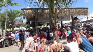 Marina District TV : Dueling Pianos at The Barefoot Bar
