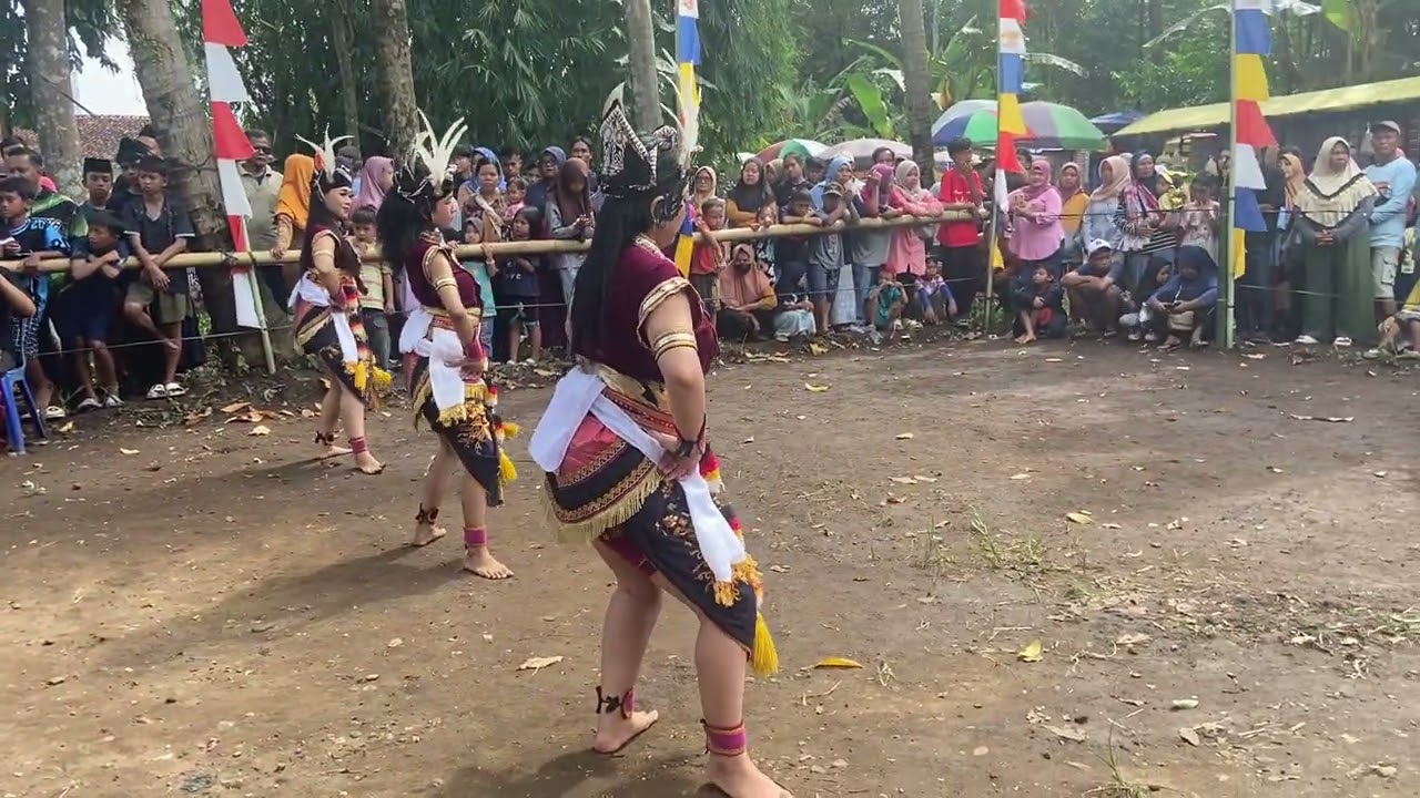 Kuda kepang versi ndolalak