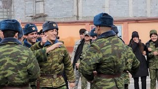 картинка: Бахтиёр Хочаев базми гизала ба хотири Сарбозон Хизмат дар Ватан шараф аст 2023