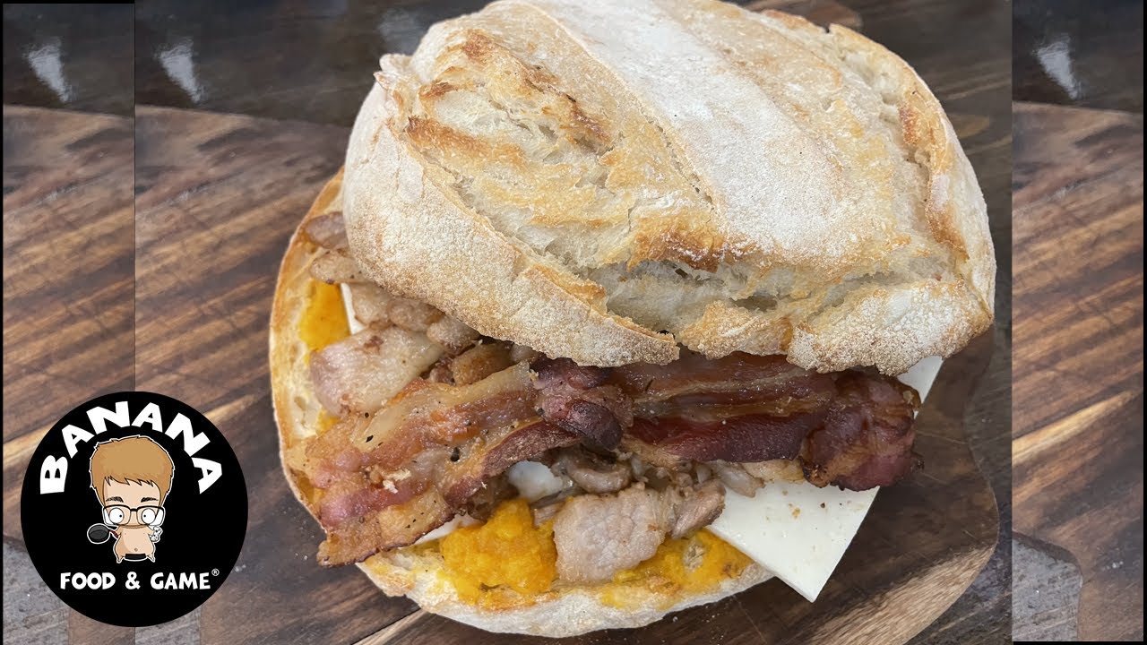IN PANINOTECA COL BANANA - PANINO DEL MESE NOVEMBRE 2022 - CREMA DI ZUCCA PANCETTA E CACIOTTA