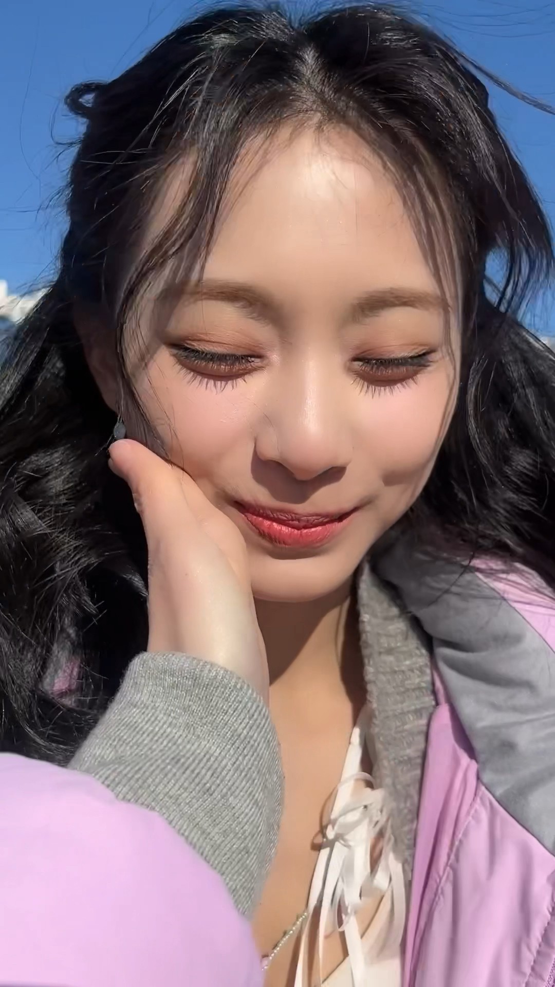 TWICE 