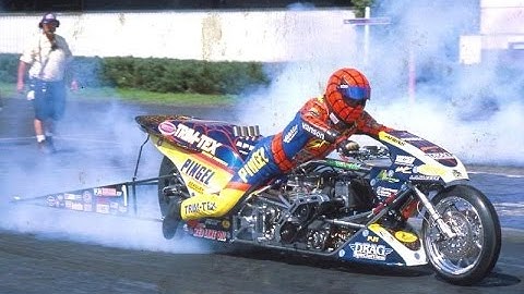 How you adjust your shift light on your GSXR 1000