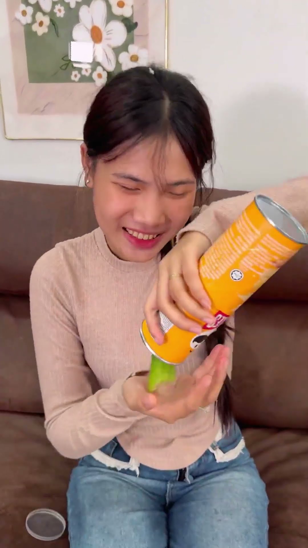 LNF - Hũ snack của mẹ || Mom's snack jar ? #shorts
