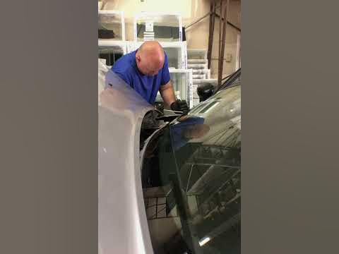 2006 Dodge Charger - Windshield Replacement JCS GLAZING - YouTube