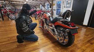 HARLEY DAVIDSON CVO V-ROD SCREAMING EAGLE 2005