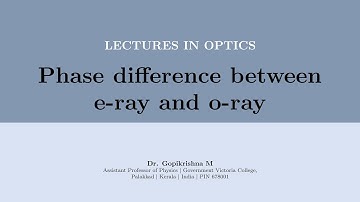 Phase difference between o- and e-rays