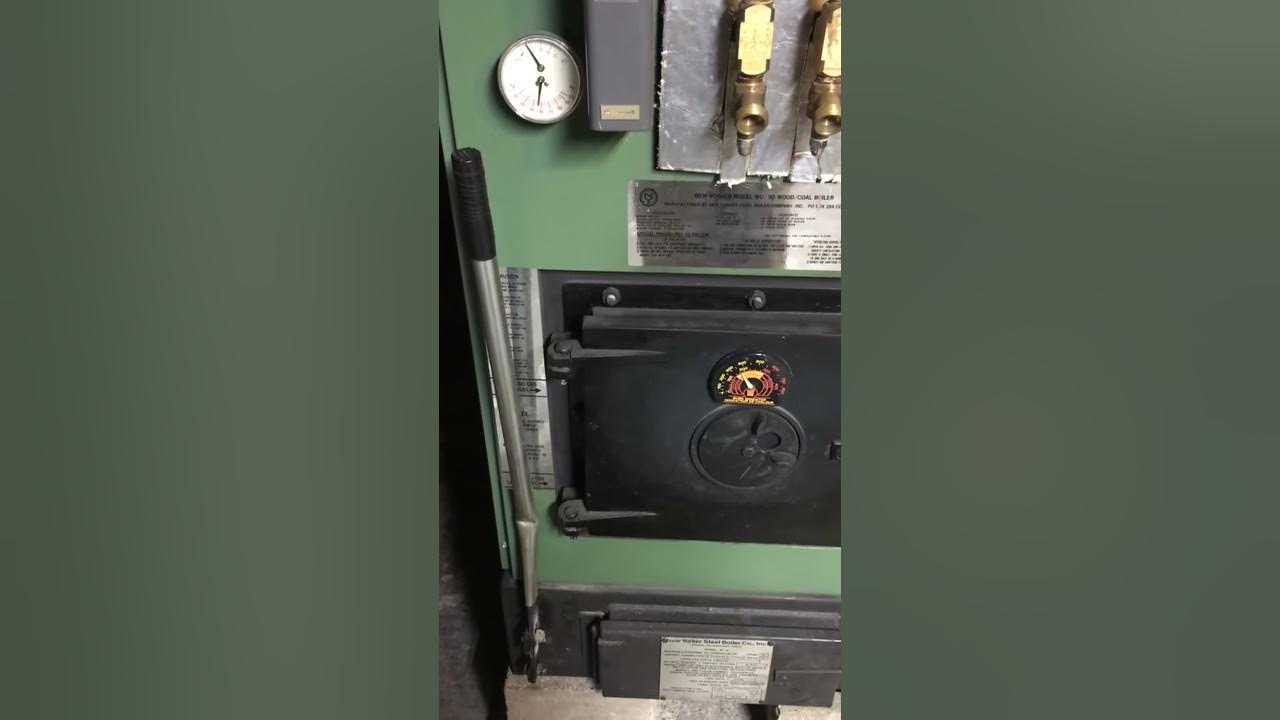 New Yorker 90WC Boiler gurgling using anthracite YouTube