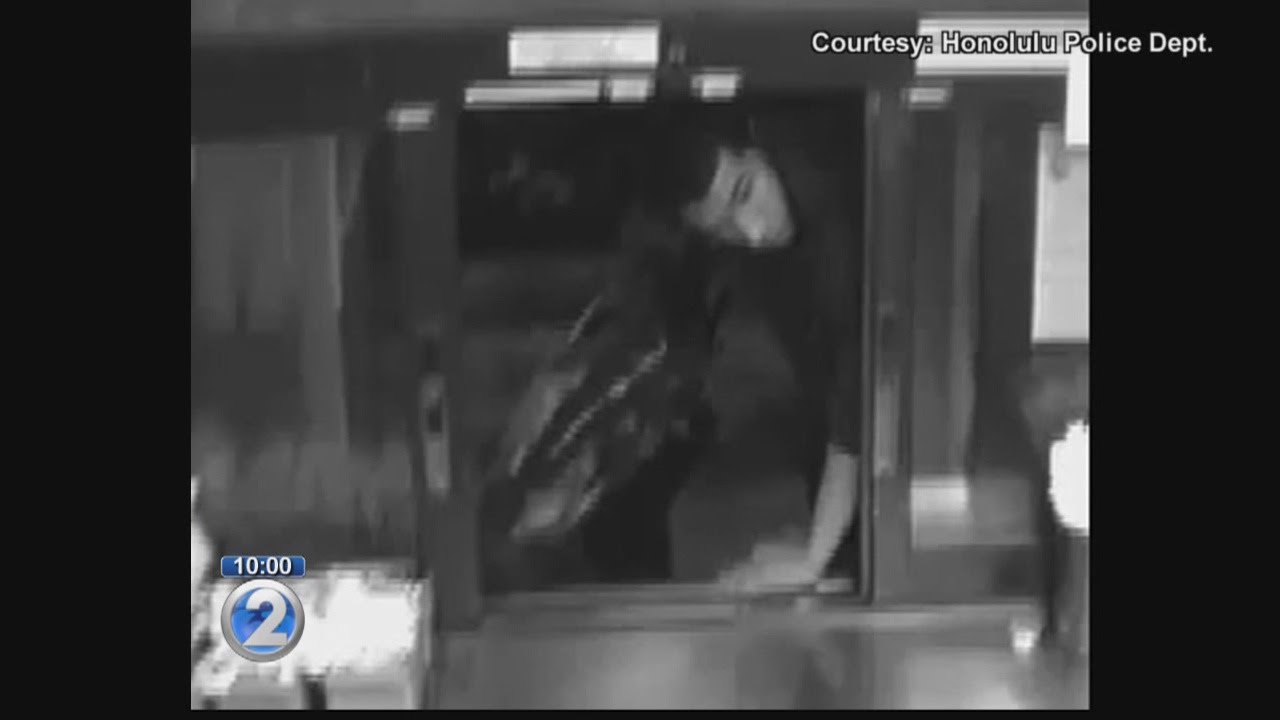 Police looking for armed robbery suspect, returned to scene 3 times in ...