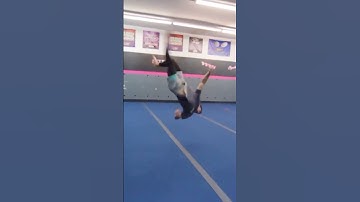 SHURIKEN CUTTER SEMI TO TRIPLE CORK- Michael Guthrie (@michaelguthrie2) #tricking #triplecork