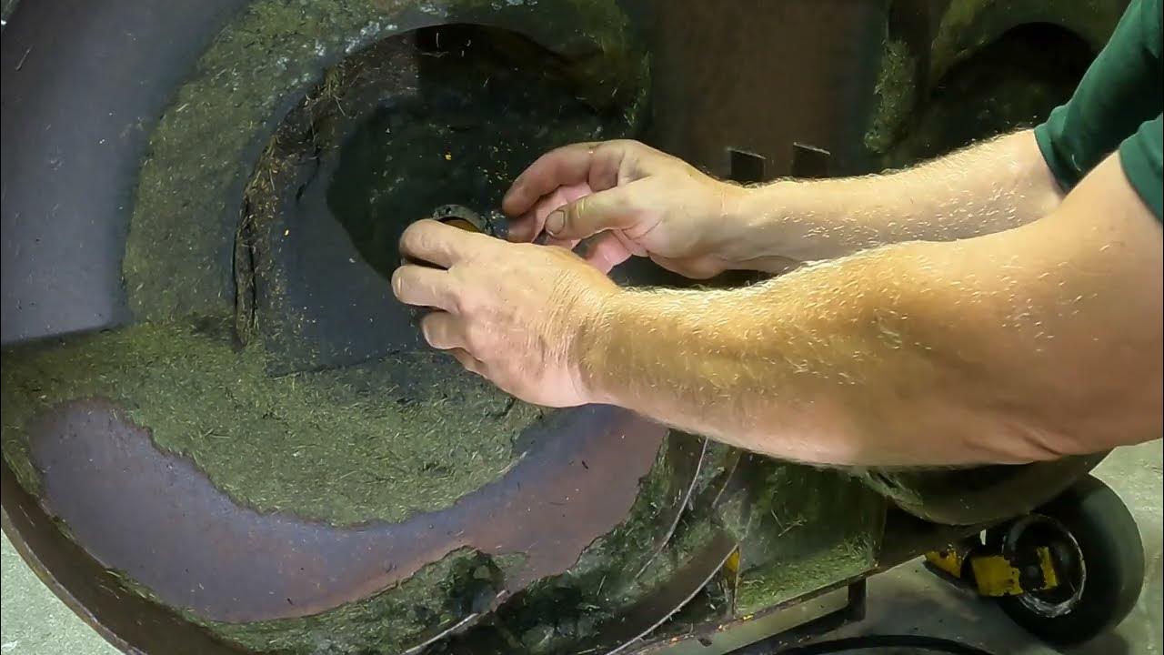 Walker Mower 25i 48 GHS Deck Gearbox Lower Seal Replacement YouTube