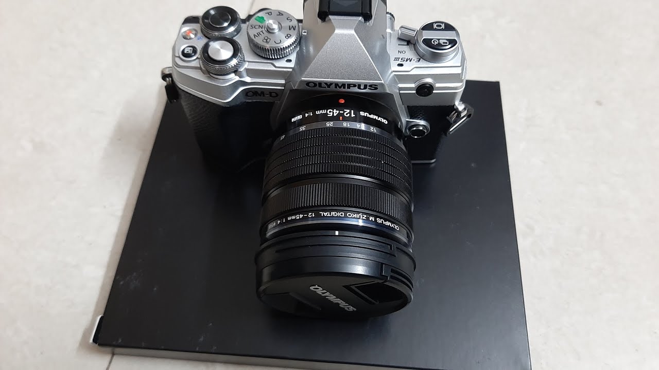 Olympus OMD EM5 Mark III With 1245mm F4.0 Pro Silver