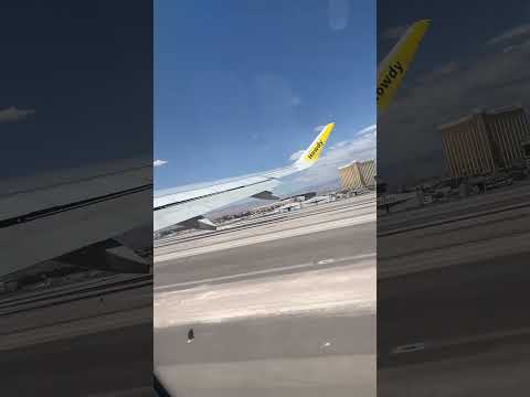 Me hospedé en el peor Hotel de Las Vegas el Hotel Y Casino OYO ¿vale la pena?