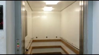 Aufzug Aufzüge Service Ag Kaufhaus Manor Bahnhofstre 32, 7000 Chur, Schweiz